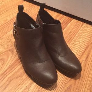 Wanted size 9 brown fake leather booties